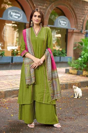 Women Barline Viscose & Handwork Kurta With Trousers And Dupatta