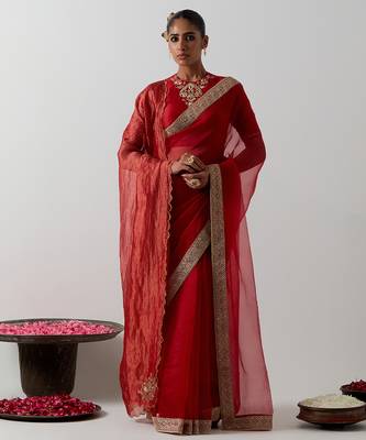 Red embroidered chanderi saree 5