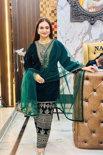 Styleylish velvet sequence embroidery work suit pant with dupatta