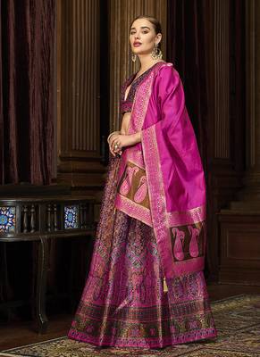 Brown & Magenta Pink Kanjivaram Jacquard Woven Work Lehenga choli 4