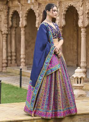 Navy blue color Jacquard Woven Lehenga Choli 4
