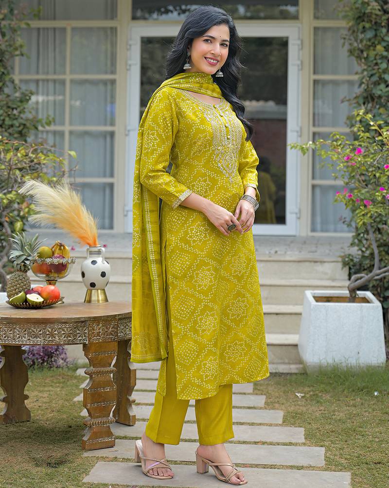 Women yellow silk blend bandhani embroidered straight kurta trousers with dupatta