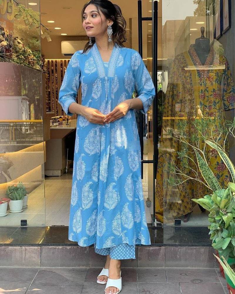 	Floral Printed Rayon Kurta Set With Dupatta