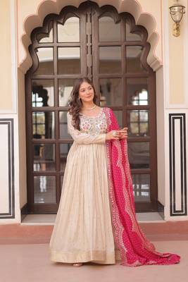 Purple Faux Georgette Kurti And Duptta With Zari & Sequins Embroidered Work 3