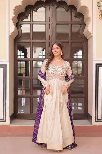 Off white sequins Zari embroidered Kurti with dupatta