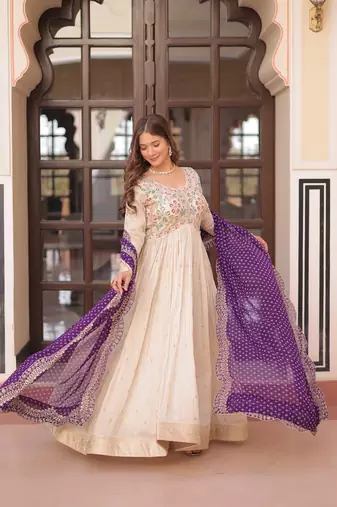 Off white sequins Zari embroidered Kurti with dupatta