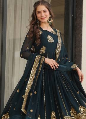 Rama Green Faux Georgette sequins Zari embroidered Kurti with dupatta 6
