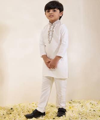 White embroidered silk kurta set 1