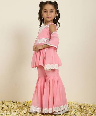 Pink embroidered silk sharara set 2