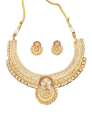 Temple jewellery lakshmi pendant choker for bridal wear 3