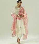 Ivory embroidered georgette kurta set