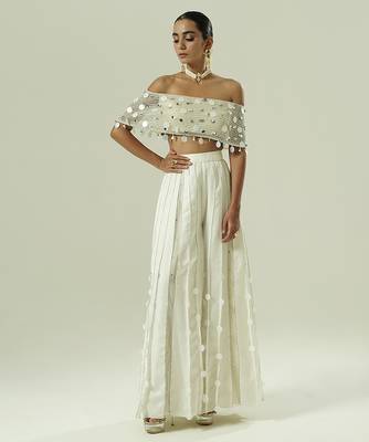 Ivory embroidered silk sharara set 3