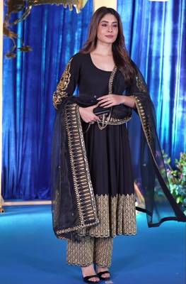 Black blooming georgette  embroidery zari sequins-work suit set 3