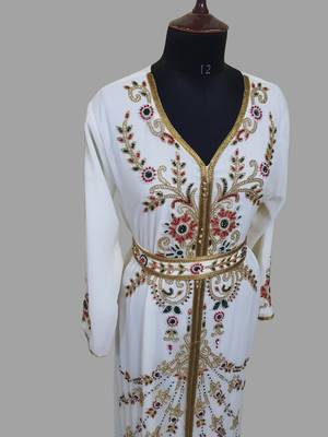 Off-White color Handmade Moroccan Kaftan with hijjab 4