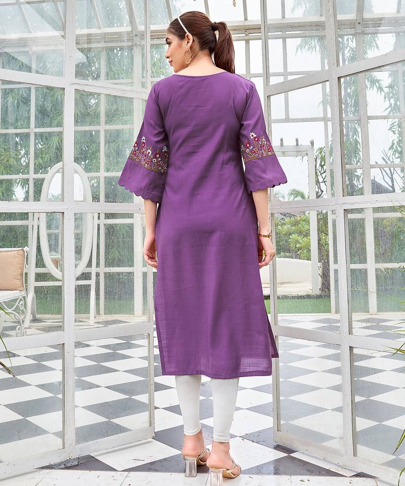 Women Rayon & Thread Work Ethnic Dress