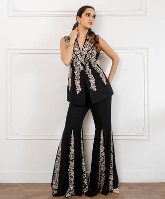 Black embroidered georgette co ord set 1