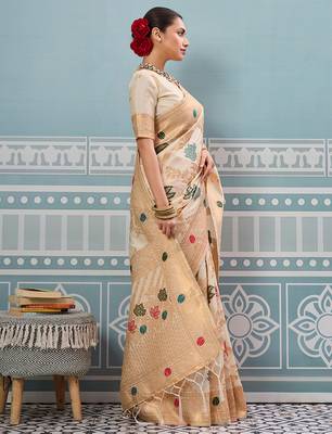 white printed silk blend wedding wear saree with blause  3