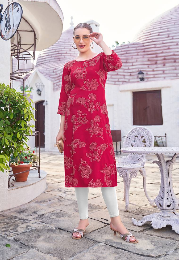 Women Print & Rayon Straight Kurti