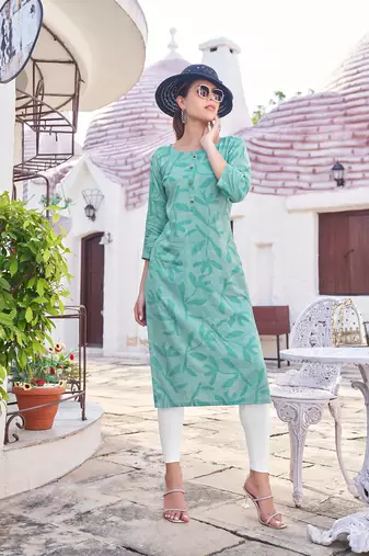 Women Print & Rayon Straight Kurti
