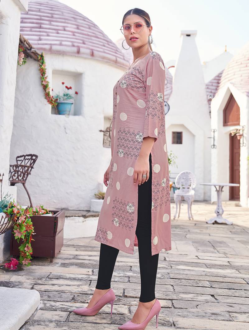 Women Print & Rayon Straight Kurti