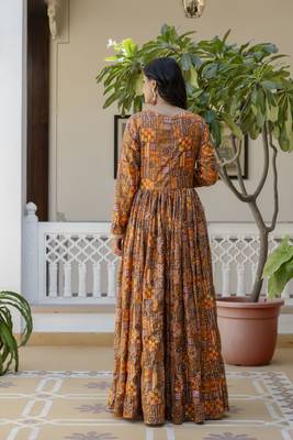 multicolor printed muslin  anarkali long kurtis with dupatta 2