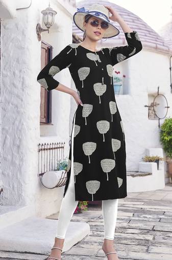 Women Print & Rayon Straight Kurti