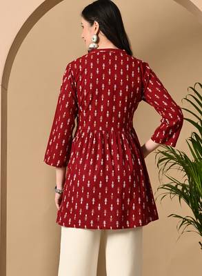 maroon printed viscose rayon short kurti 2