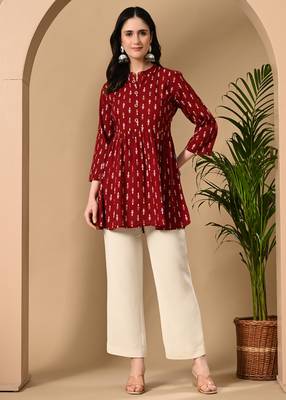 maroon printed viscose rayon short kurti 4