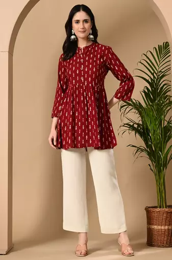 maroon printed viscose rayon short kurti