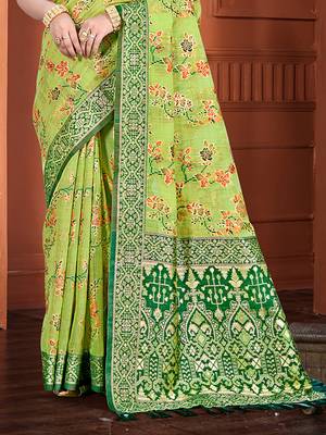 green cottan silk blend with meena woven work traditional saree 3