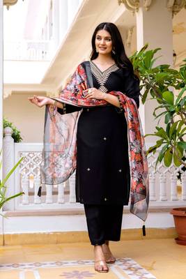 Viscose Chanderi Embroidery Work Straight Kurta Pant and Dupatta Set 2