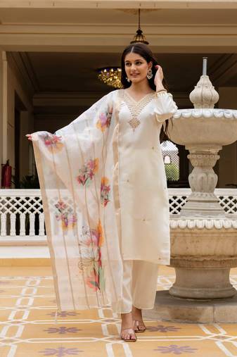  Viscose Chanderi Embroidery Work Straight Kurta Pant and Dupatta Set
