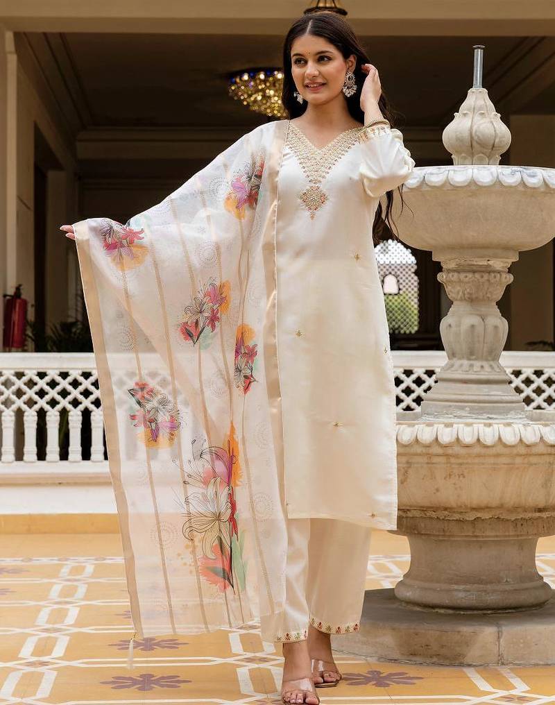 Women's Beautiful Viscose Chanderi Fabric Embroidery Work Straight Kurta Pant and Dupatta Set