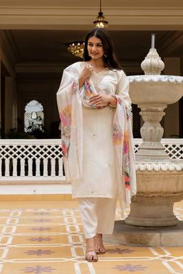  Viscose Chanderi Embroidery Work Straight Kurta Pant and Dupatta Set 2