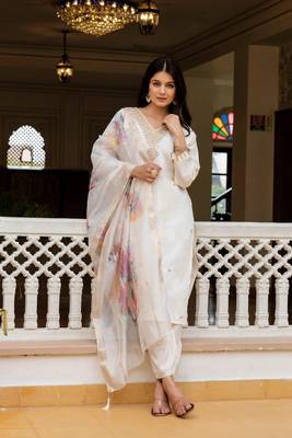  Viscose Chanderi Embroidery Work Straight Kurta Pant and Dupatta Set 5