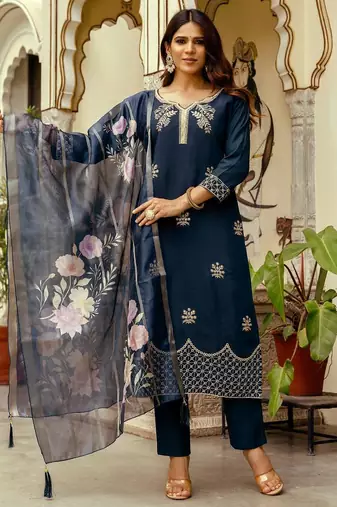 Women's Beautiful Viscose Chanderi Fabric Thread Work Straight Kurta Pant and Dupatta Set