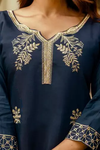  Viscose Chanderi Thread Work Straight Kurta Pant and Dupatta Set