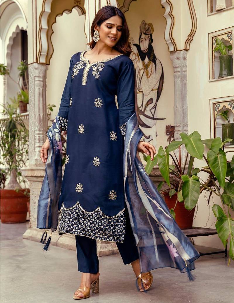 Women's Beautiful Viscose Chanderi Fabric Thread Work Straight Kurta Pant and Dupatta Set