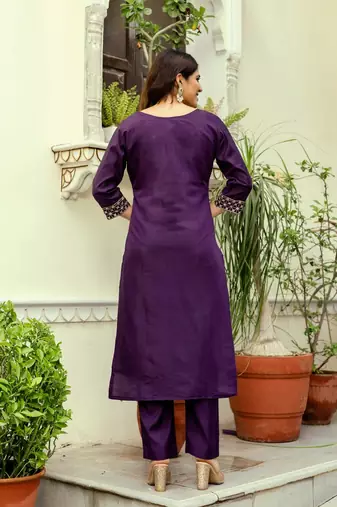  Viscose Chanderi Thread Work Straight Kurta Pant and Dupatta Set