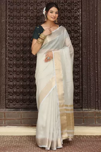Ligth white plan cotton saree casual wear saree with blouse