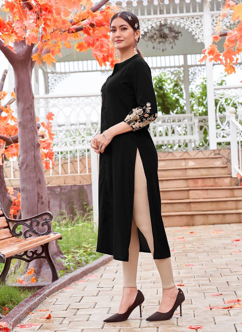 Women Embroidered & Rayon Straight Kurti