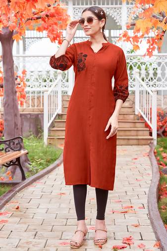 Women Embroidered & Rayon Straight Kurti