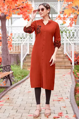 Women Embroidered & Rayon Straight Kurti