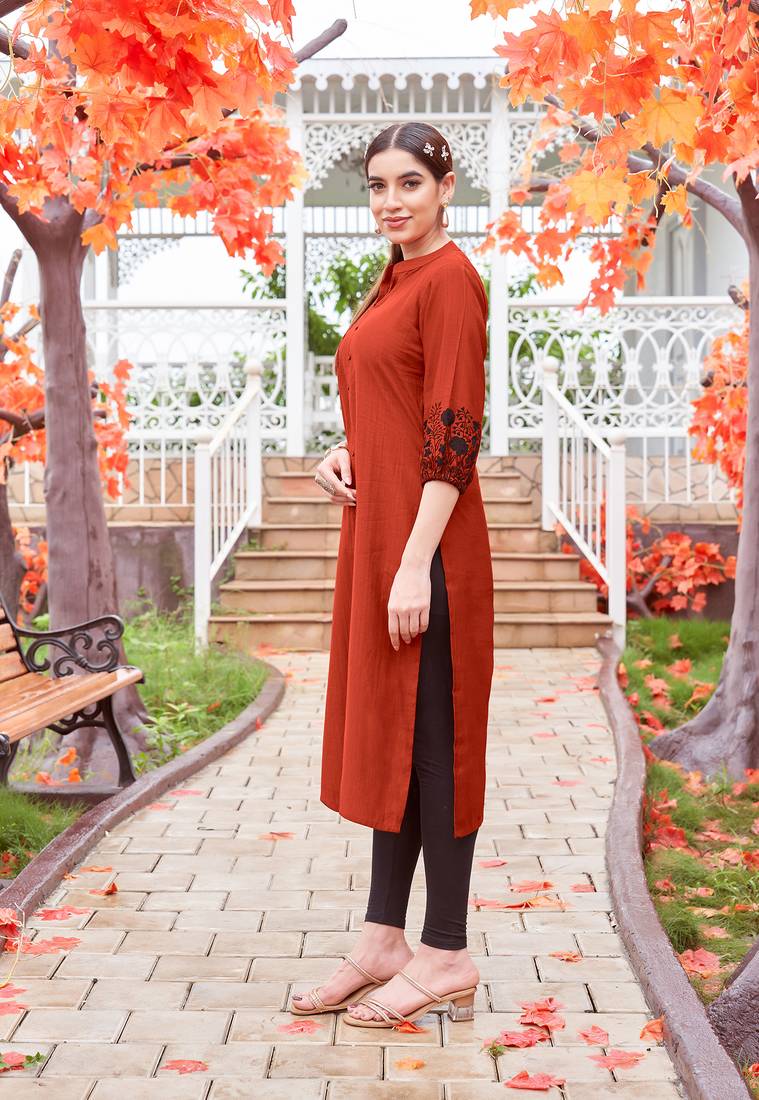 Women Embroidered & Rayon Straight Kurti