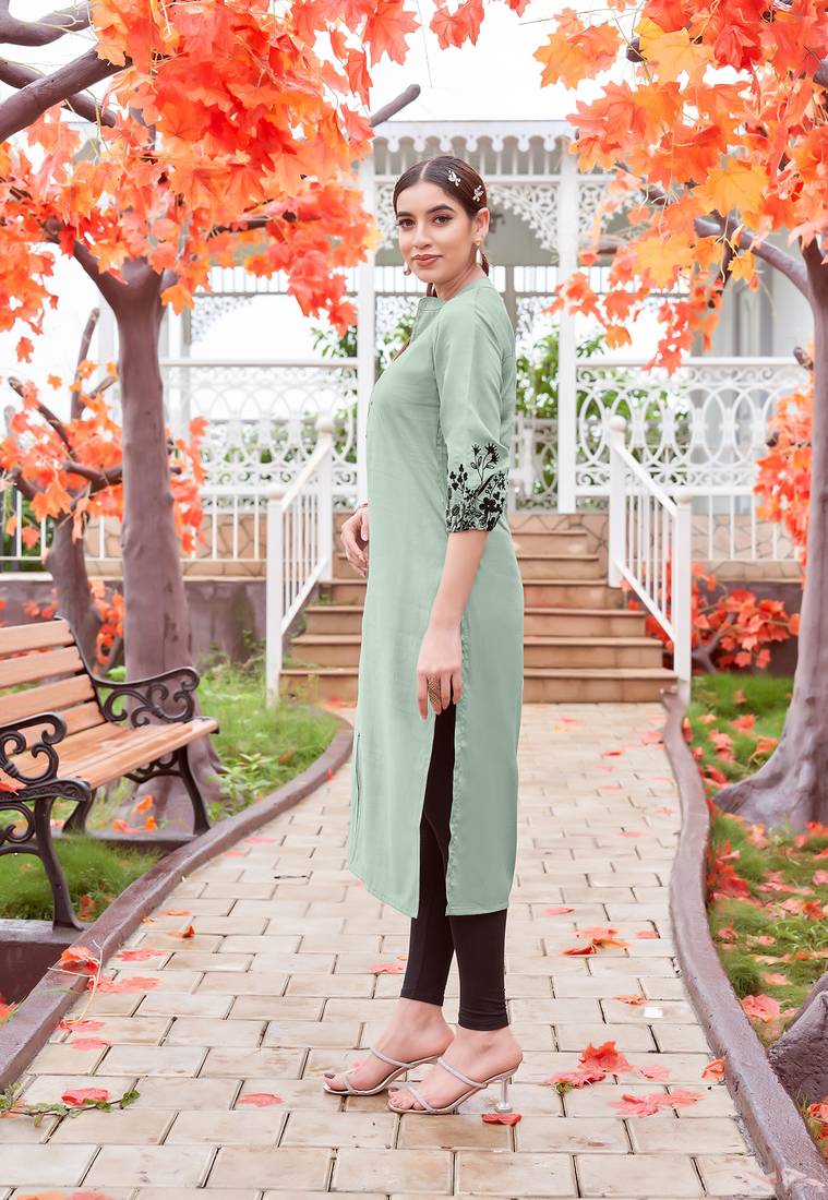 Women Embroidered & Rayon Straight Kurti