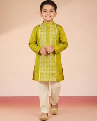 green satin kurta set  1