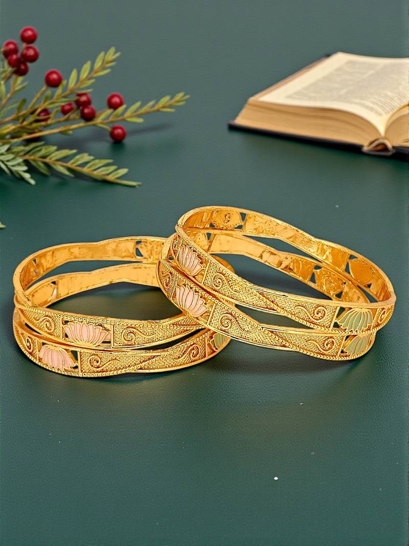 Set of 4 gold plated lotus motifs bangle set
