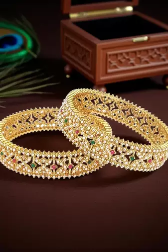 Set of 2 gold plated criss cross moti bangles