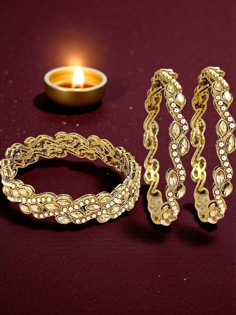Set of 4 victorian style wave design bangles