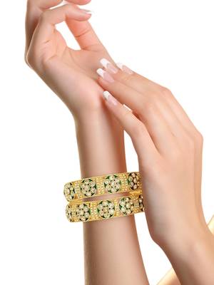 Gold plated set of 2 green rajwadi bangles 5